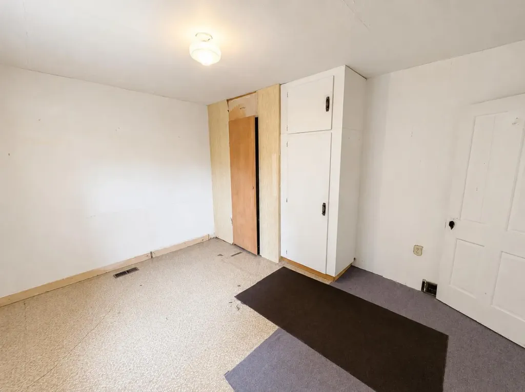 4521 44 Street Castor AB T0C0X0