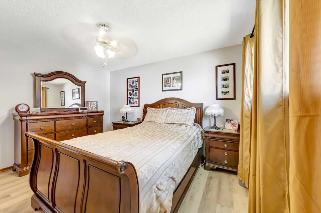 4704 37 Street Lloydminster SK S9V 0A5