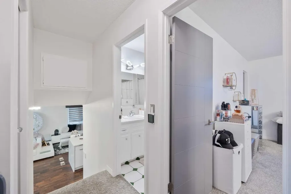 124 Whiteside Crescent NE Calgary AB T1Y 2A7
