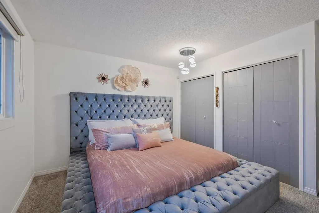 124 Whiteside Crescent NE Calgary AB T1Y 2A7