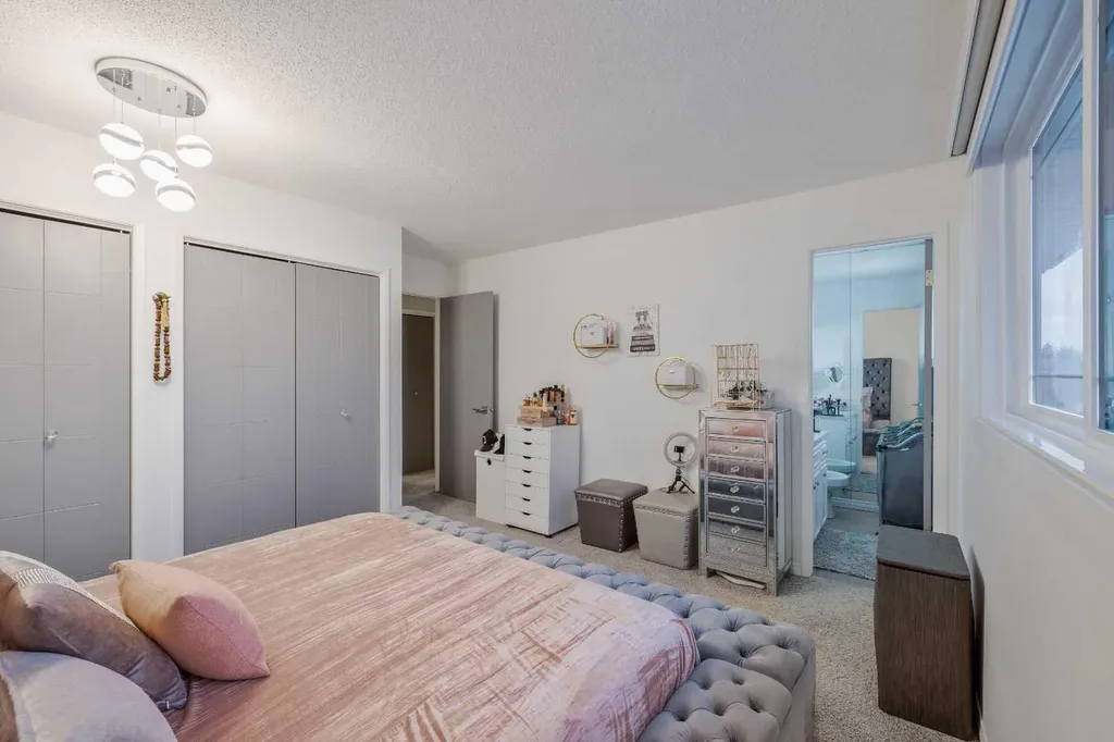 124 Whiteside Crescent NE Calgary AB T1Y 2A7