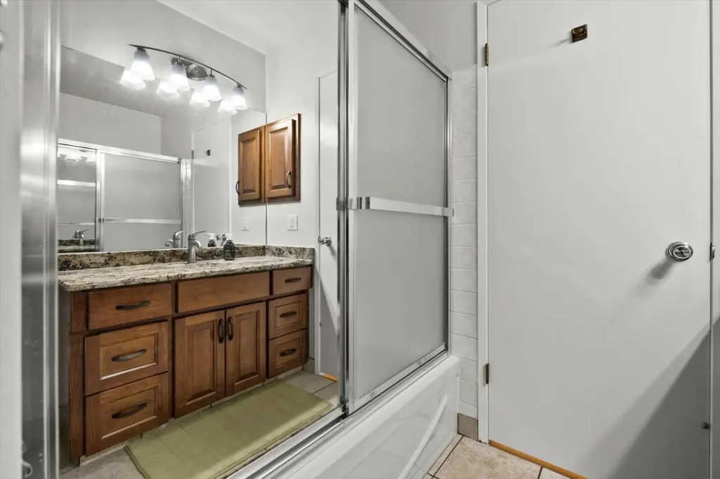 43 Scenic Acres Drive NW Calgary AB T3L 1A2