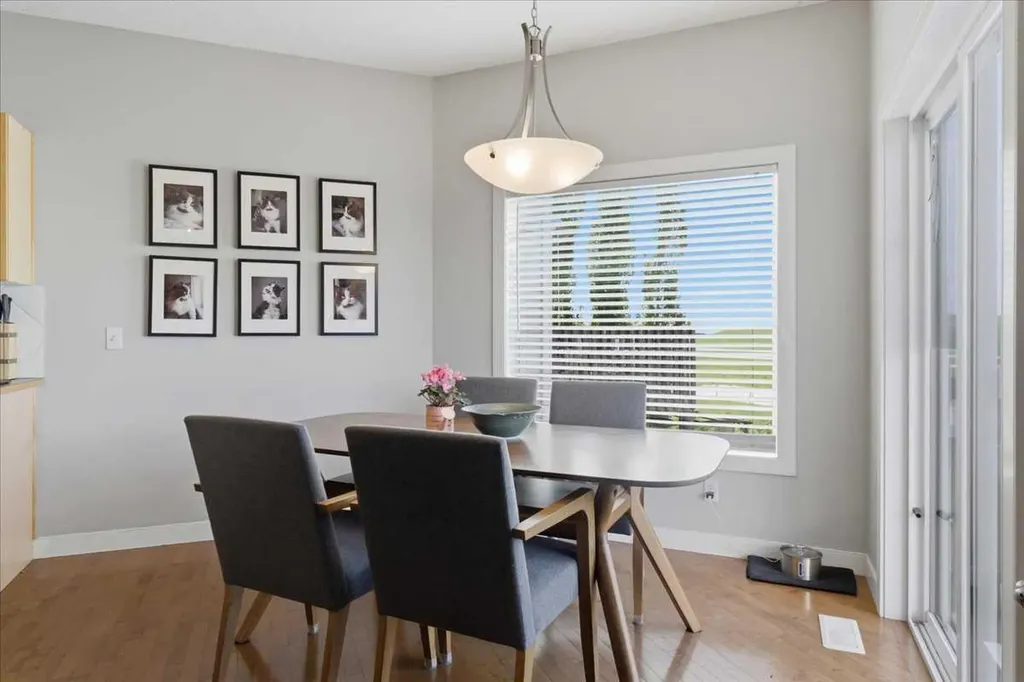 17 Bridlecrest Court SW Calgary AB T2Y 5J3