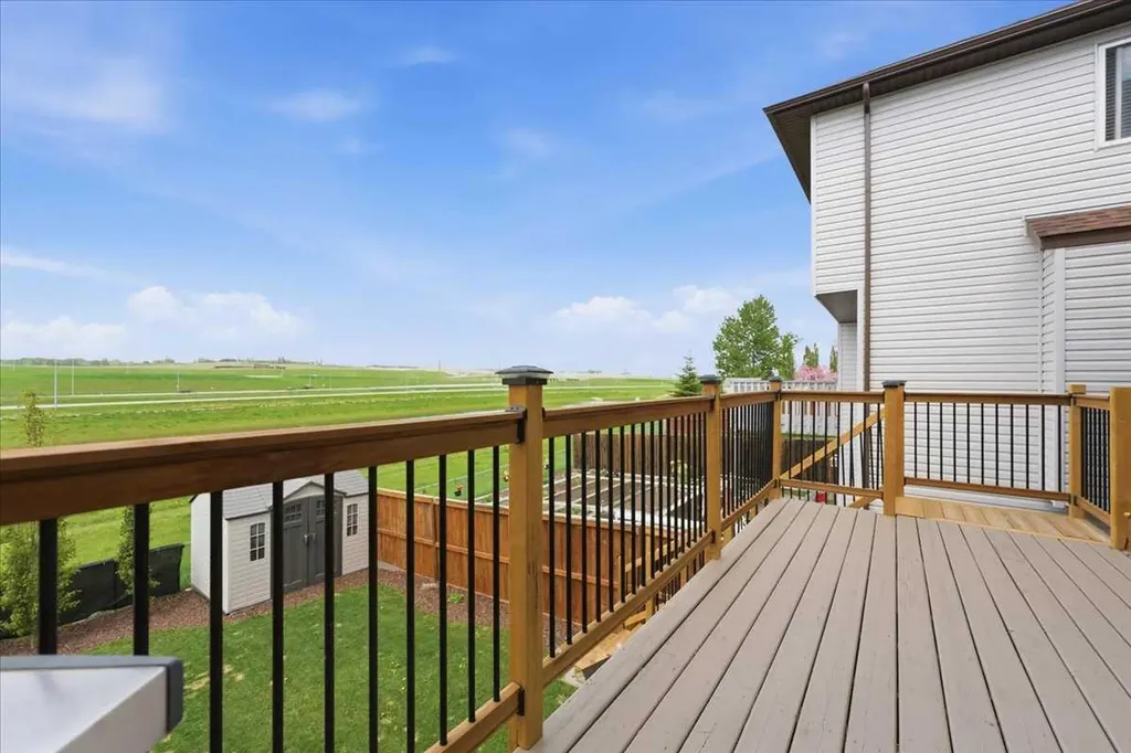 17 Bridlecrest Court SW Calgary AB T2Y 5J3