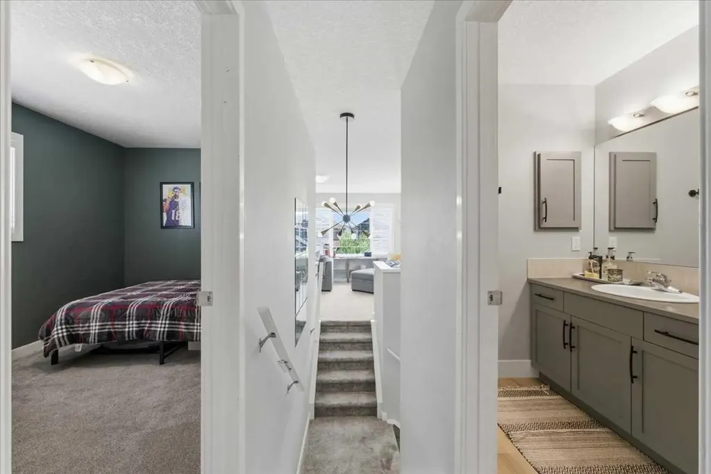 17 Bridlecrest Court SW Calgary AB T2Y 5J3