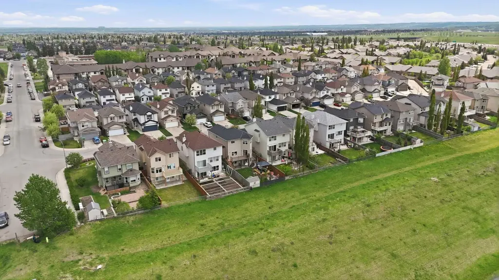 17 Bridlecrest Court SW Calgary AB T2Y 5J3