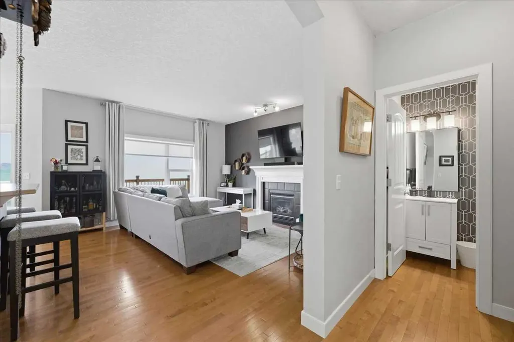 17 Bridlecrest Court SW Calgary AB T2Y 5J3