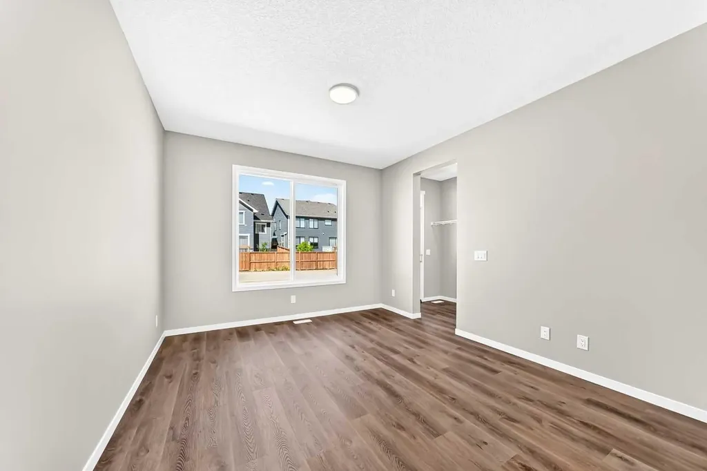 817 Marine Drive SE Calgary AB T3M 4E3