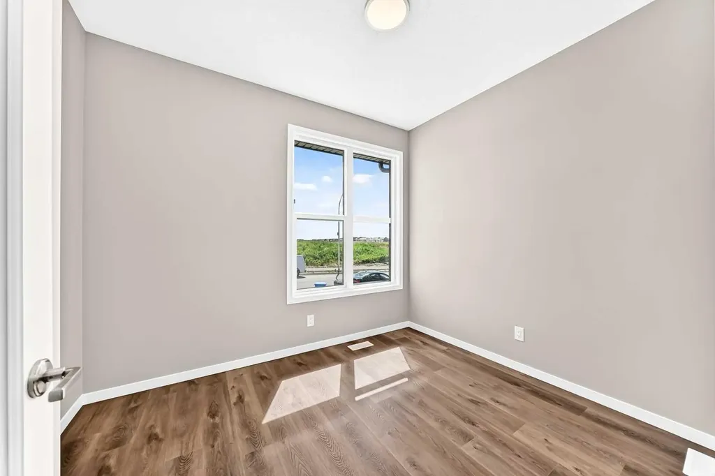 817 Marine Drive SE Calgary AB T3M 4E3