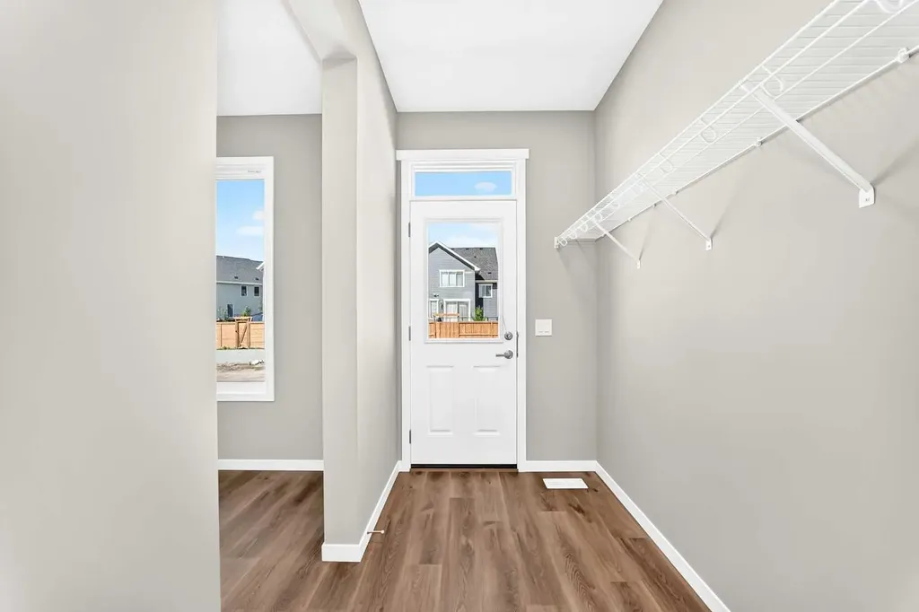 817 Marine Drive SE Calgary AB T3M 4E3