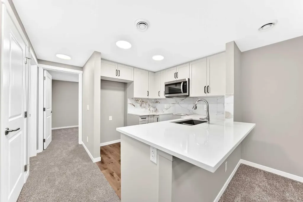 817 Marine Drive SE Calgary AB T3M 4E3