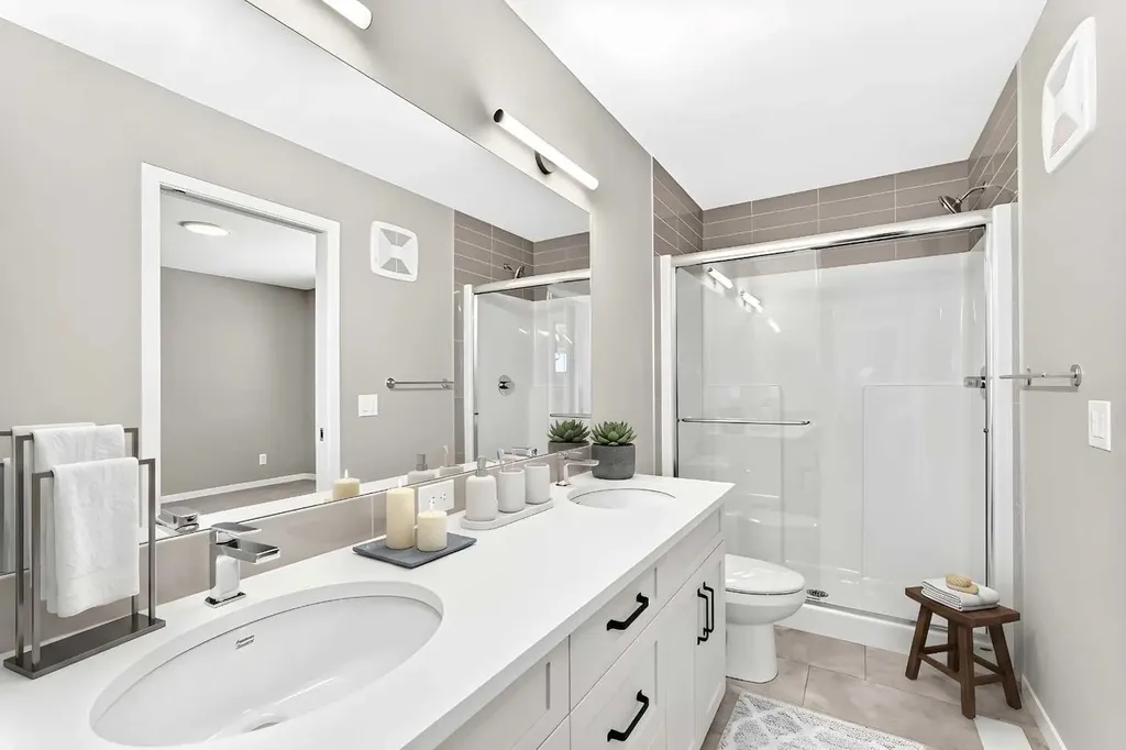 817 Marine Drive SE Calgary AB T3M 4E3