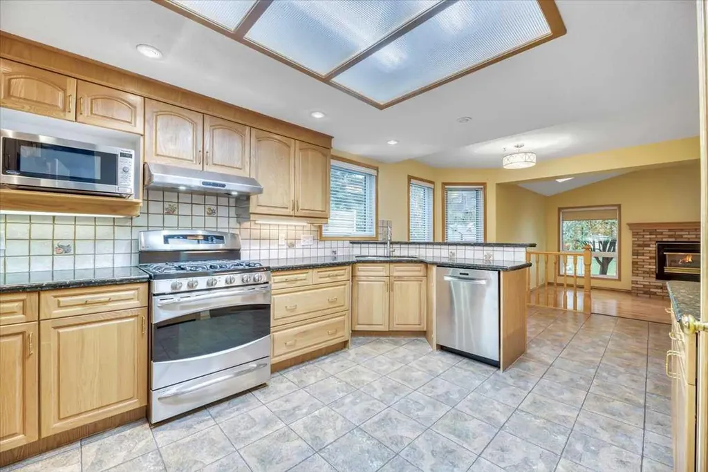 231 Mt Victoria Place SE Calgary AB T2Z 1P4