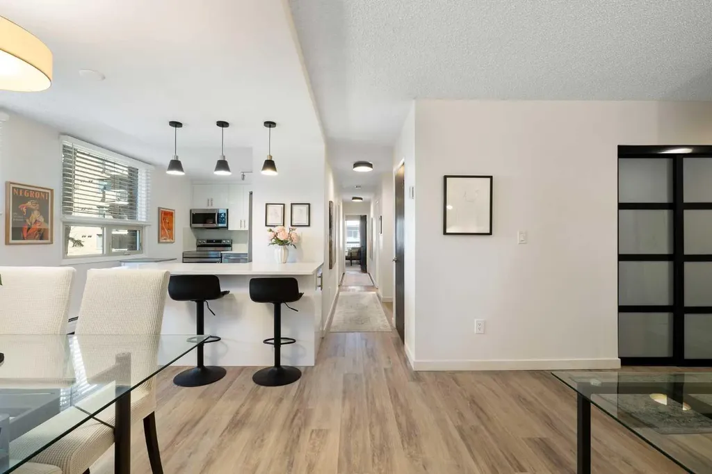 220 26 Avenue SW Calgary AB T2S 0M4