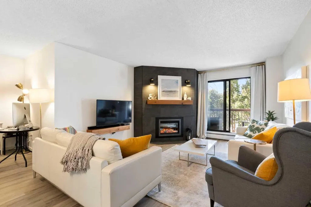 220 26 Avenue SW Calgary AB T2S 0M4
