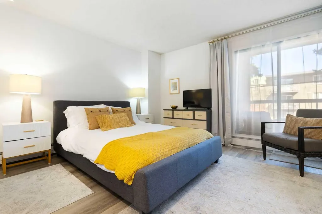 220 26 Avenue SW Calgary AB T2S 0M4