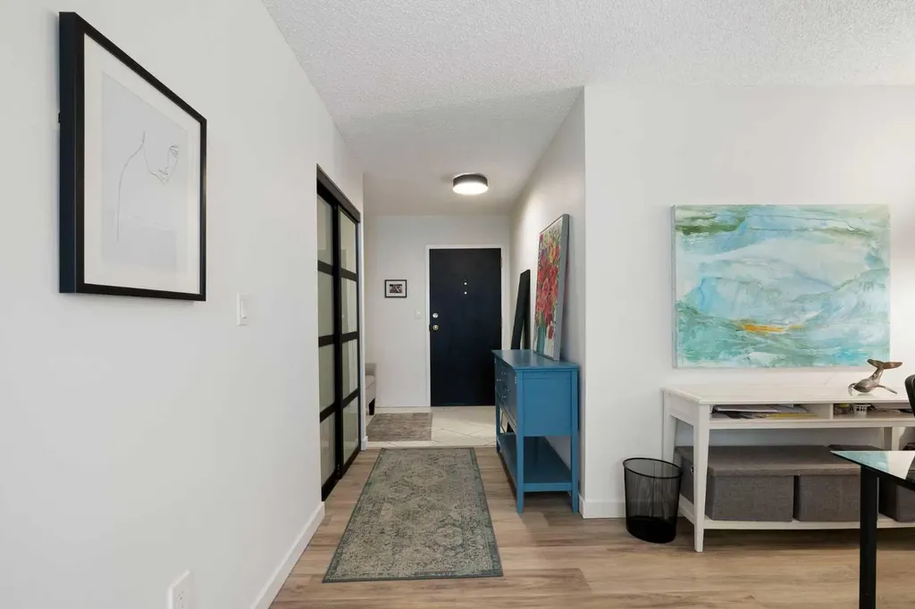 220 26 Avenue SW Calgary AB T2S 0M4