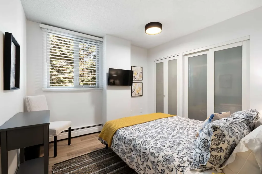 220 26 Avenue SW Calgary AB T2S 0M4