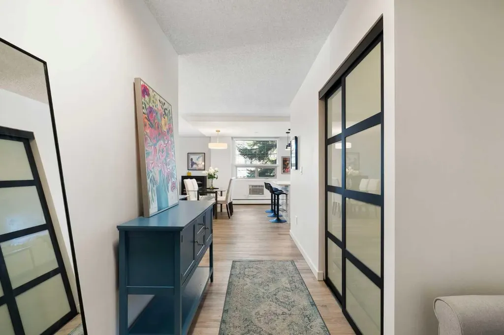 220 26 Avenue SW Calgary AB T2S 0M4