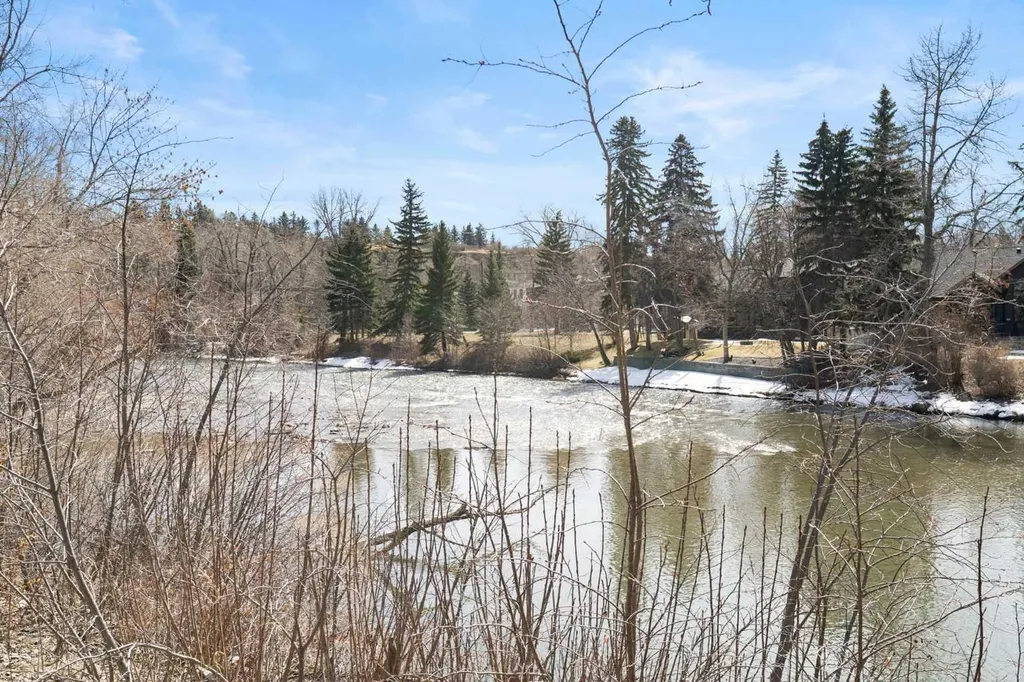 220 26 Avenue SW Calgary AB T2S 0M4