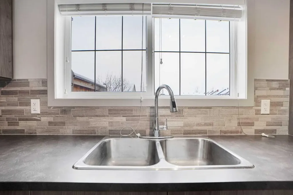 422 Legacy Village Way SE Calgary AB T2X 0Y8