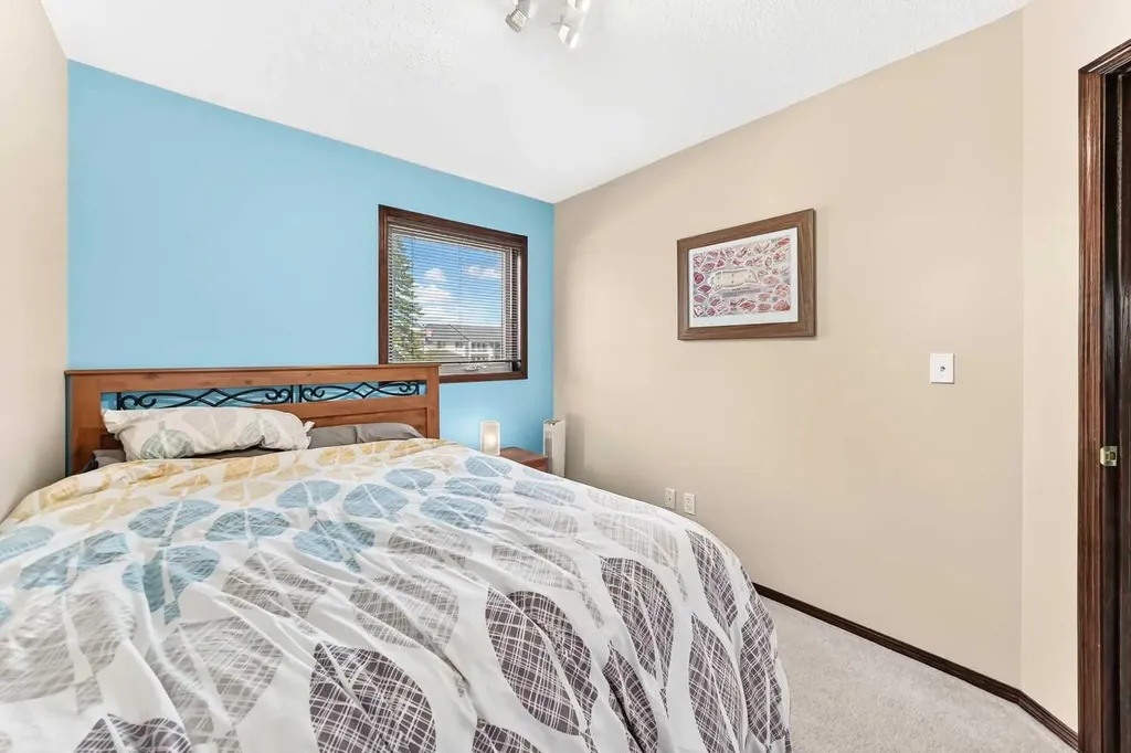 21 Amer Close Red Deer AB T4R2S3