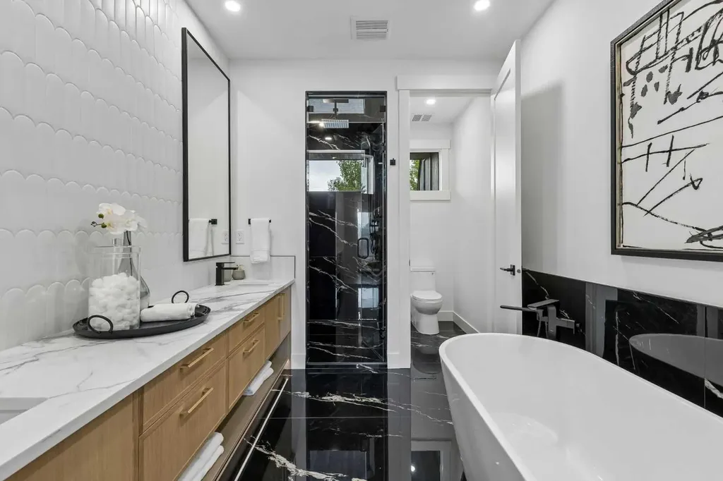 1807 Broadview Road NW Calgary AB T2N 3H6