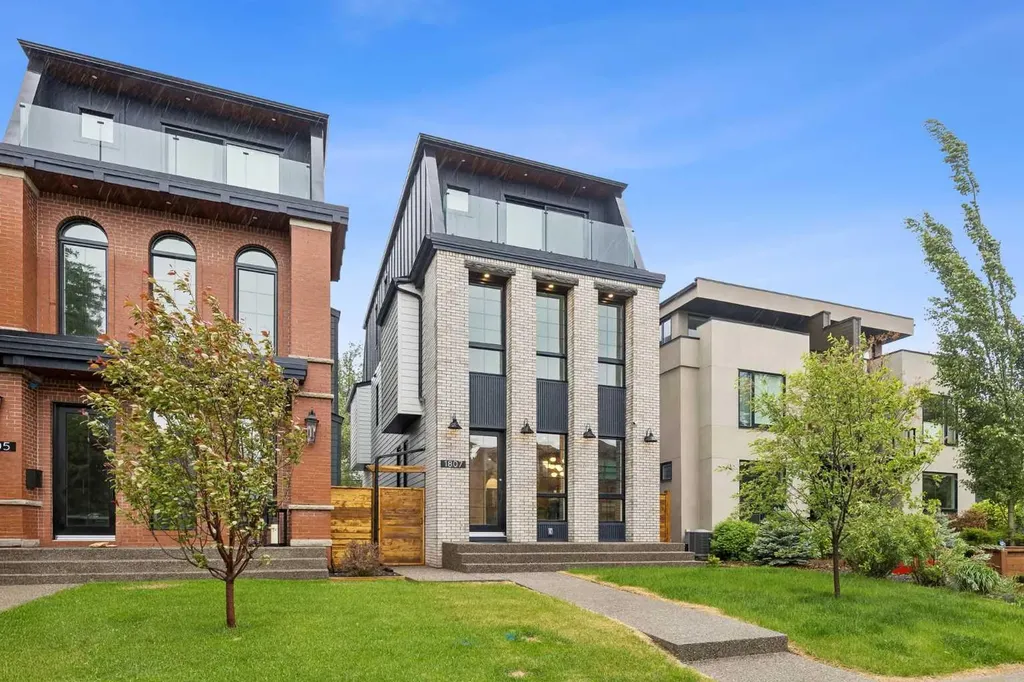 1807 Broadview Road NW Calgary AB T2N 3H6