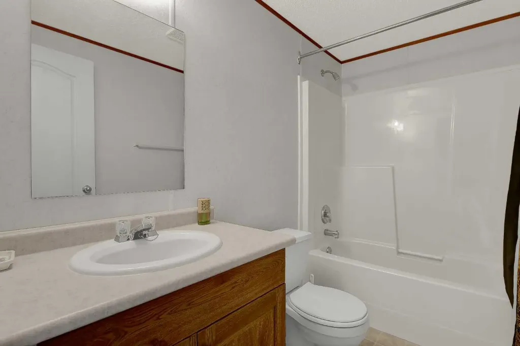 9709 110 Avenue Clairmont AB T8X 5E1