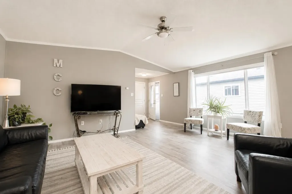 11850 84 Avenue Grande Prairie AB T8W 0M4