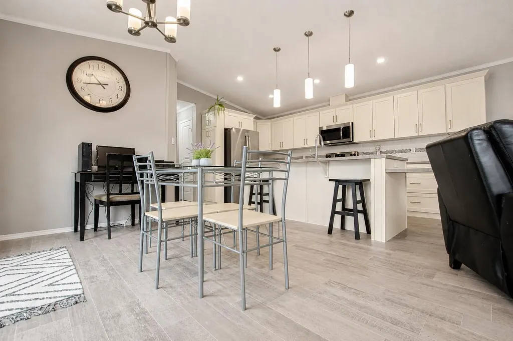 11850 84 Avenue Grande Prairie AB T8W 0M4