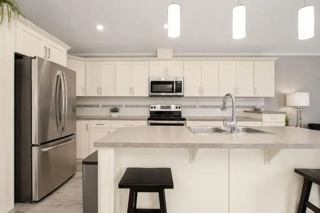 11850 84 Avenue Grande Prairie AB T8W 0M4