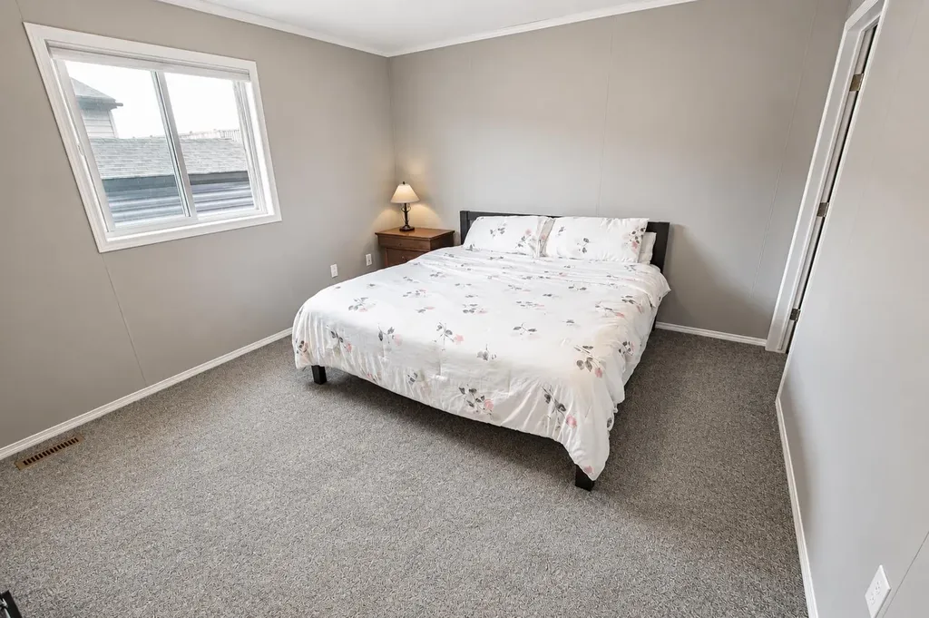 11850 84 Avenue Grande Prairie AB T8W 0M4