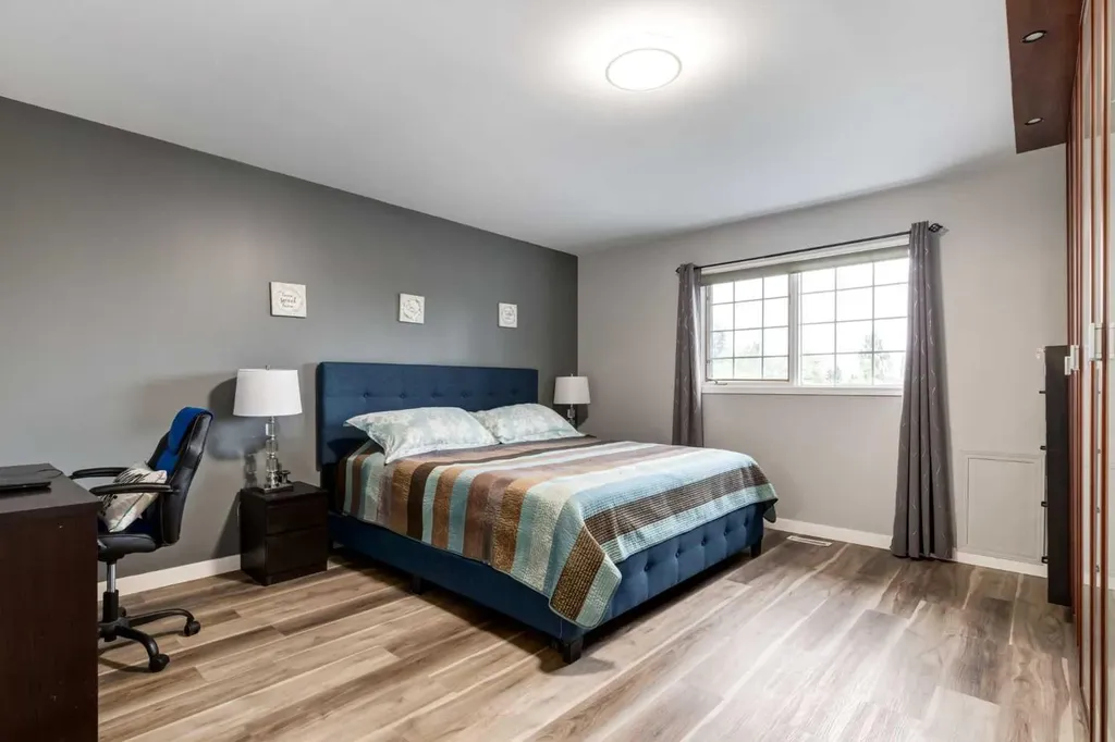 109 Shawbrooke Close SW Calgary AB T2Y 3A6
