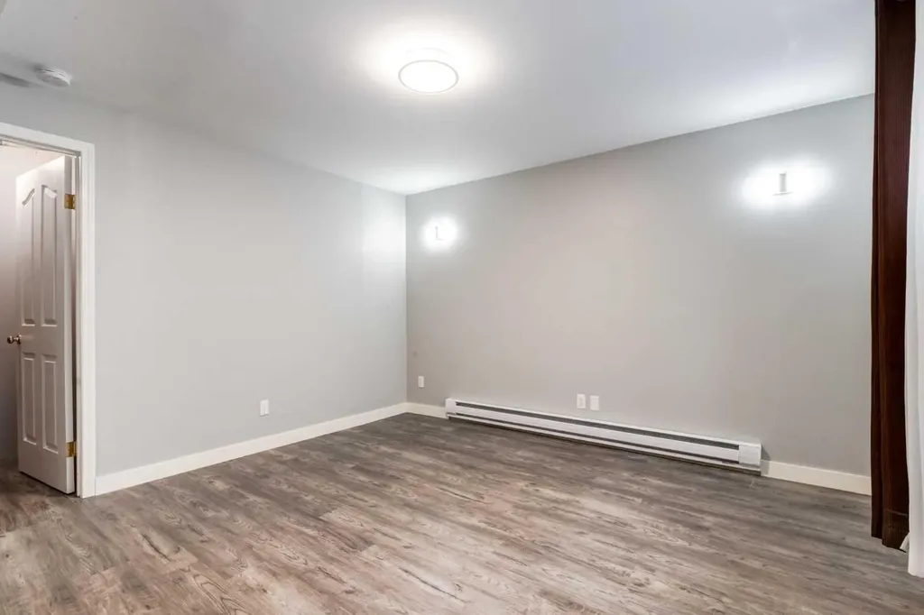 109 Shawbrooke Close SW Calgary AB T2Y 3A6