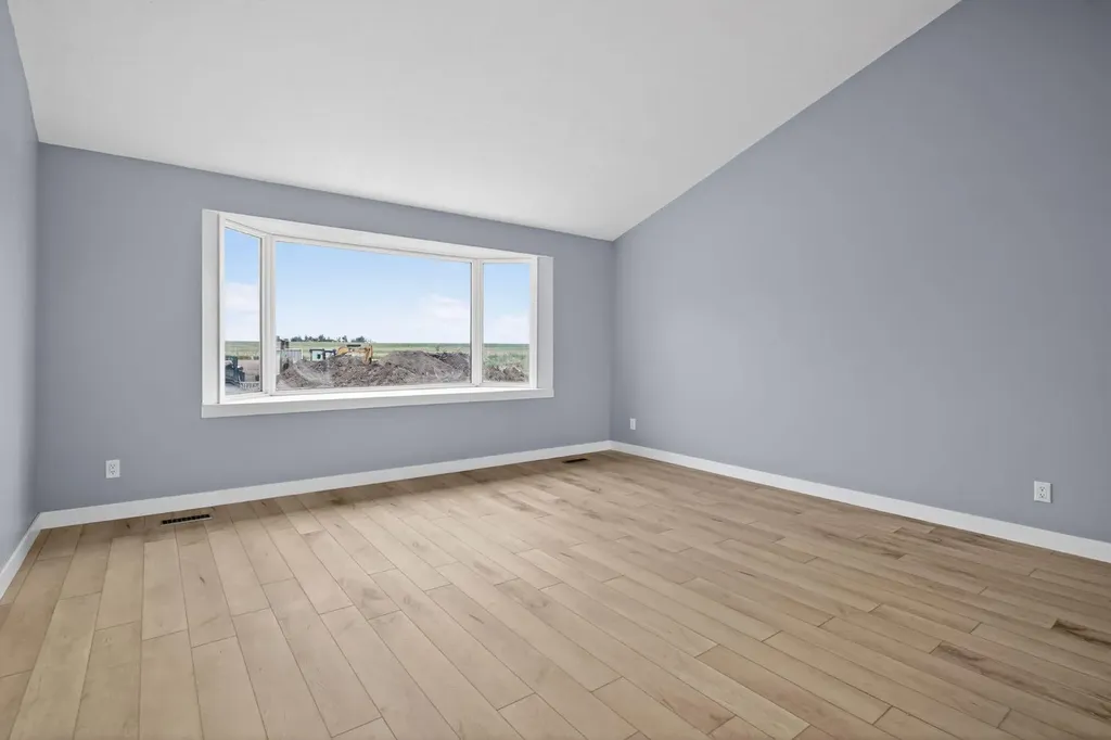 578099 83 Street E Rural Foothills County AB T1V 1R7