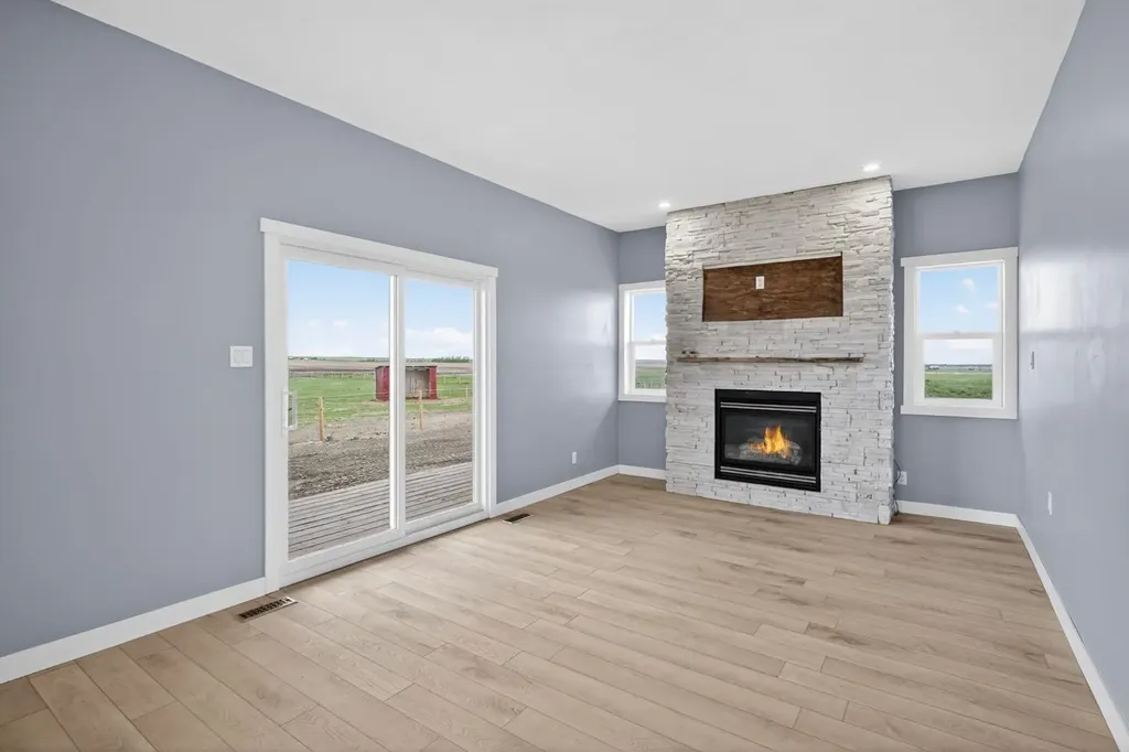 578099 83 Street E Rural Foothills County AB T1V 1R7