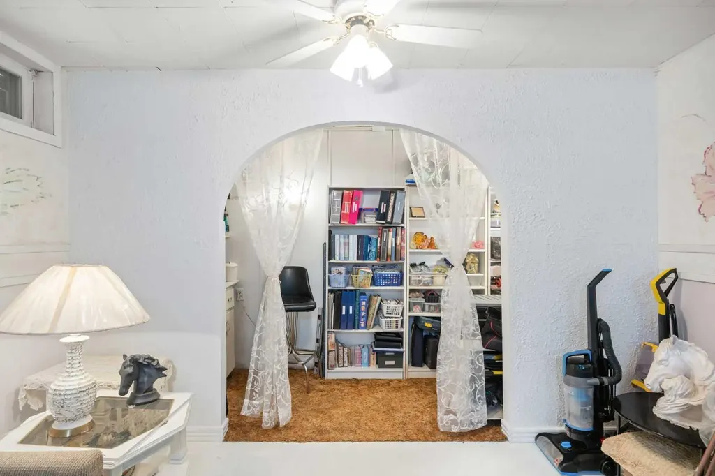 41 Castleglen Road NE Calgary AB T3J 1P2