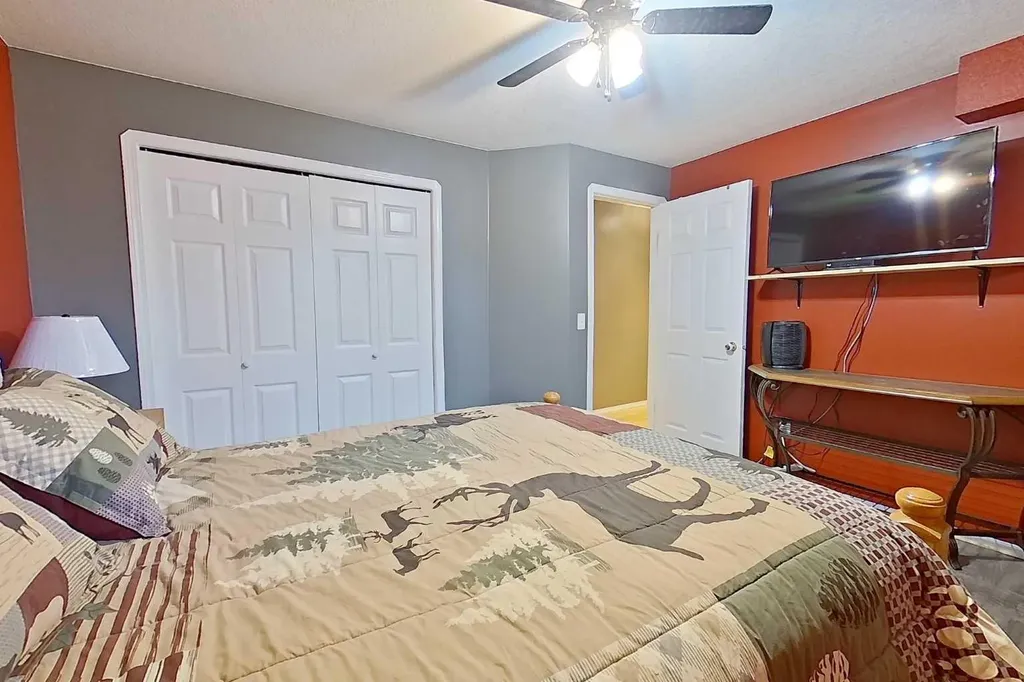 2904 45 Avenue Athabasca AB T9S 1N8