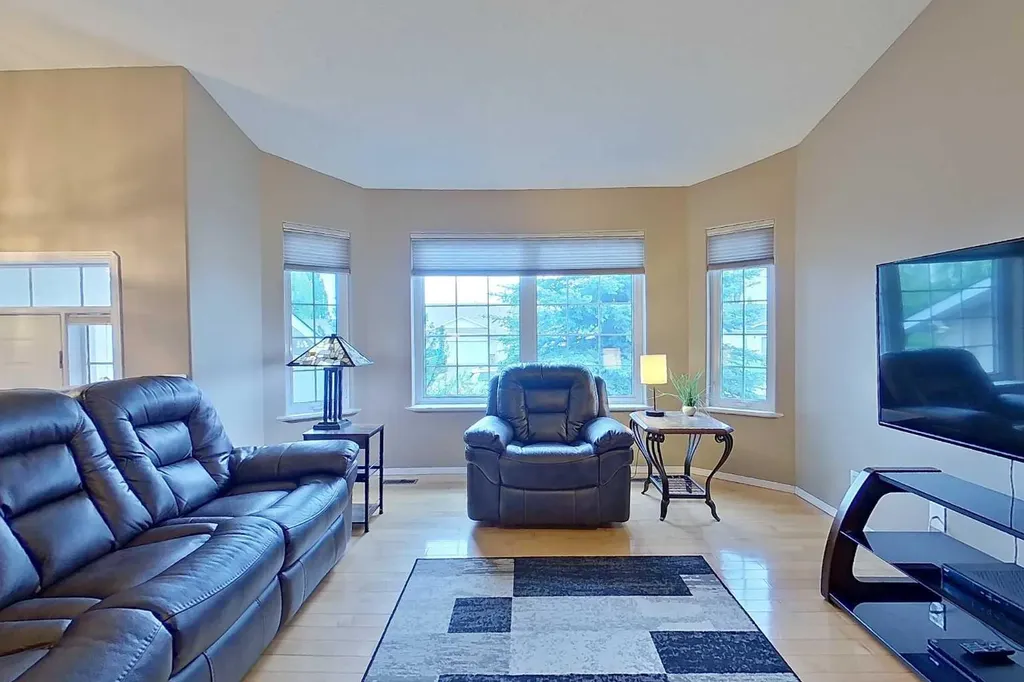 2904 45 Avenue Athabasca AB T9S 1N8
