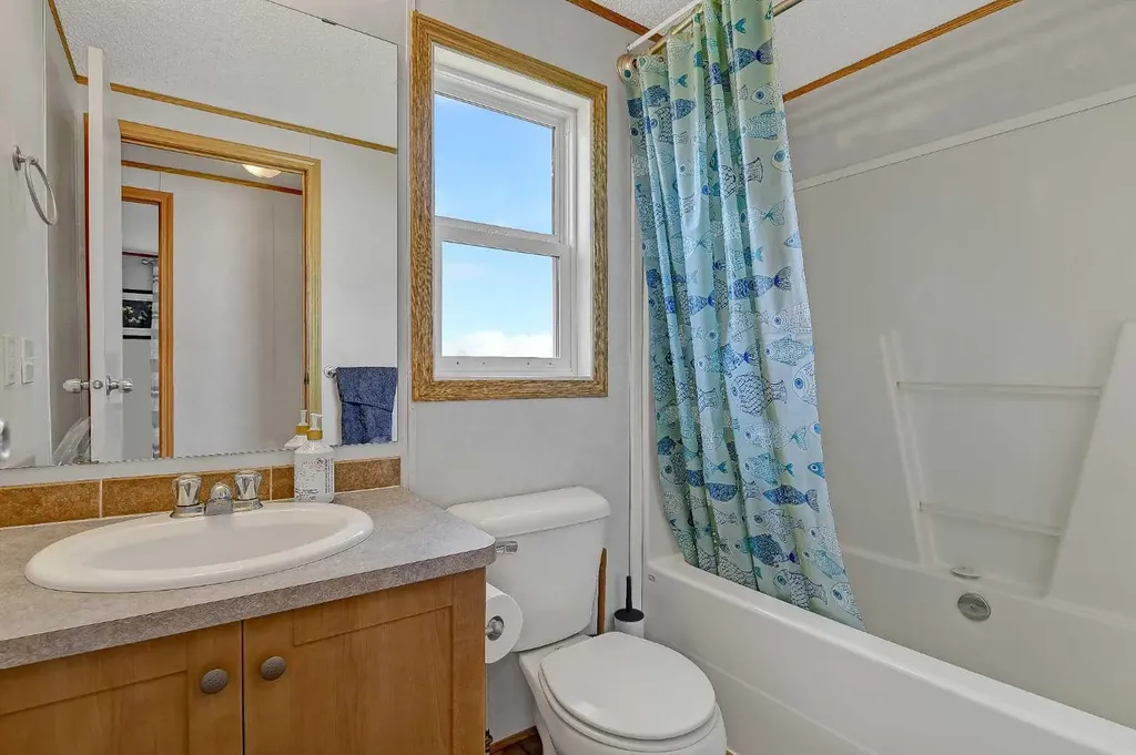 9021 85 Avenue Grande Prairie AB T8X 0A8