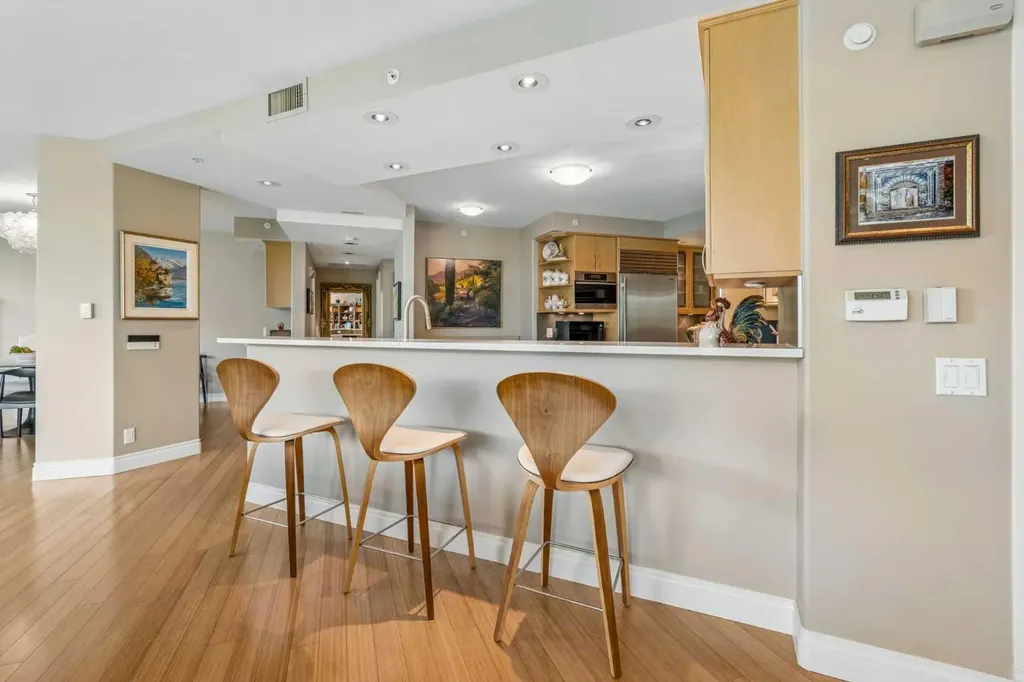 837 2 Avenue SW Calgary AB T2P 0E6