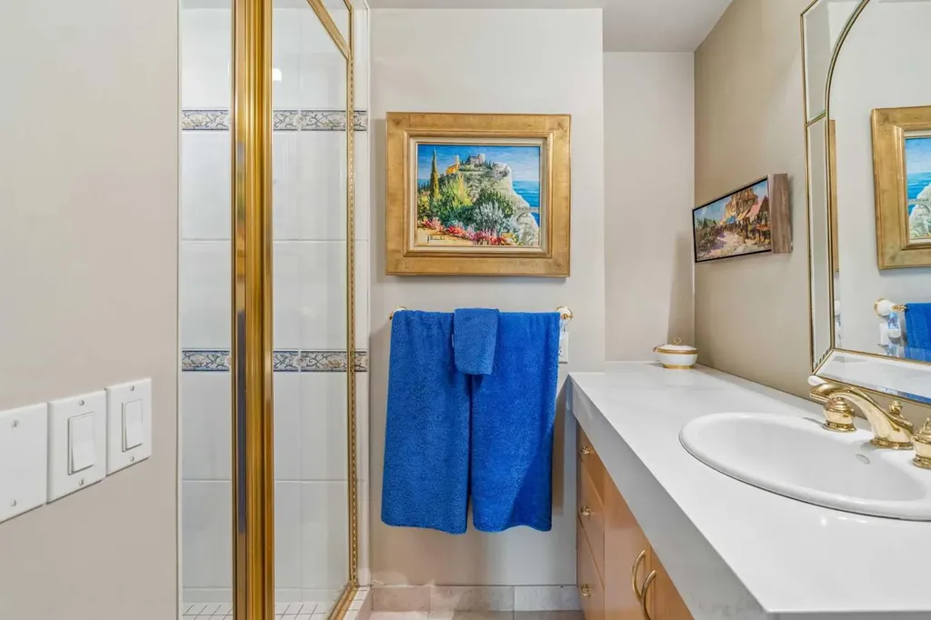 837 2 Avenue SW Calgary AB T2P 0E6