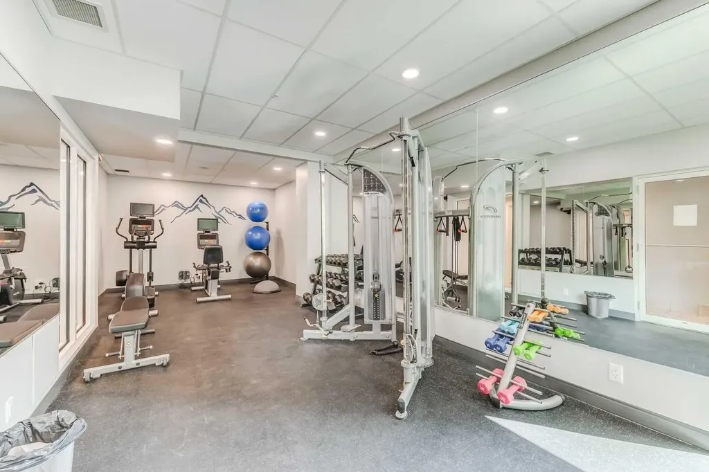 837 2 Avenue SW Calgary AB T2P 0E6