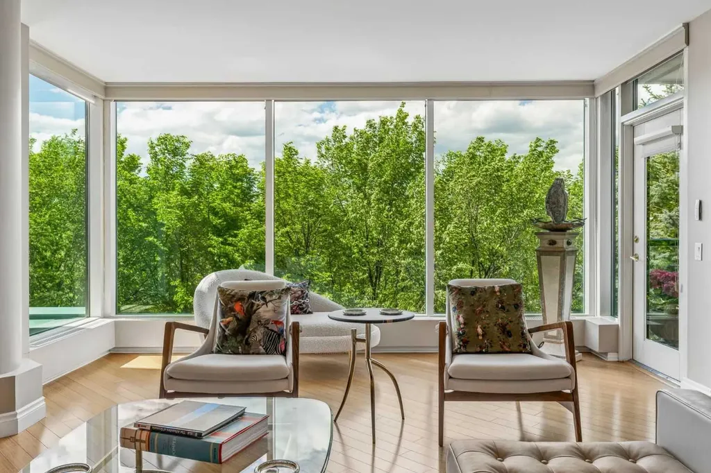 837 2 Avenue SW Calgary AB T2P 0E6