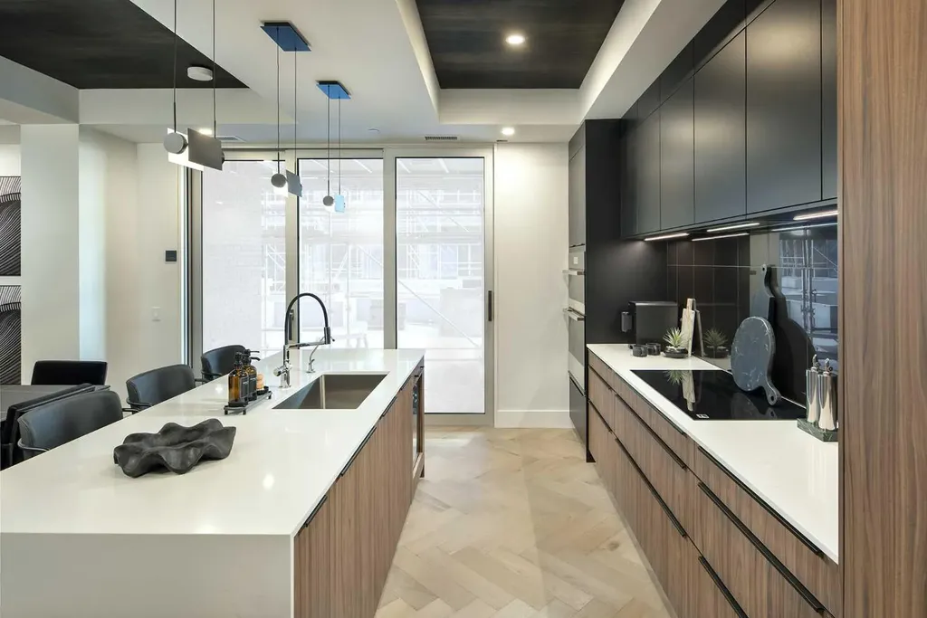 4180 Kovitz Avenue NW Calgary AB T3B 6V1