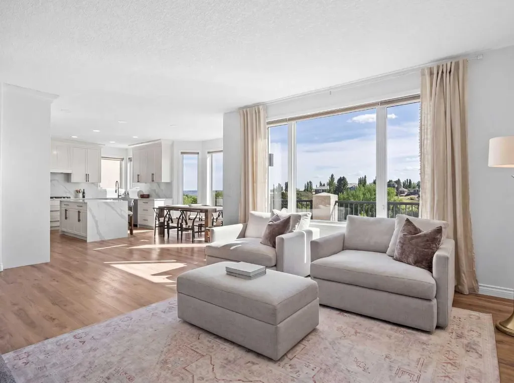 87 Royal Birch Point NW Calgary AB T3G 5P9