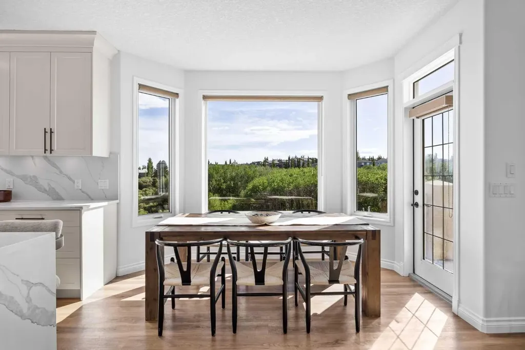 87 Royal Birch Point NW Calgary AB T3G 5P9