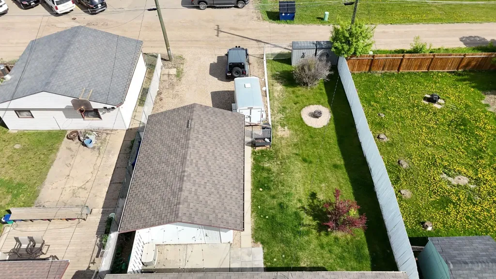 4720 52 Avenue High Prairie AB T0G 1E0