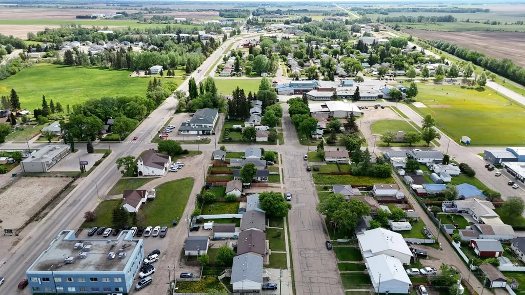 4720 52 Avenue High Prairie AB T0G 1E0
